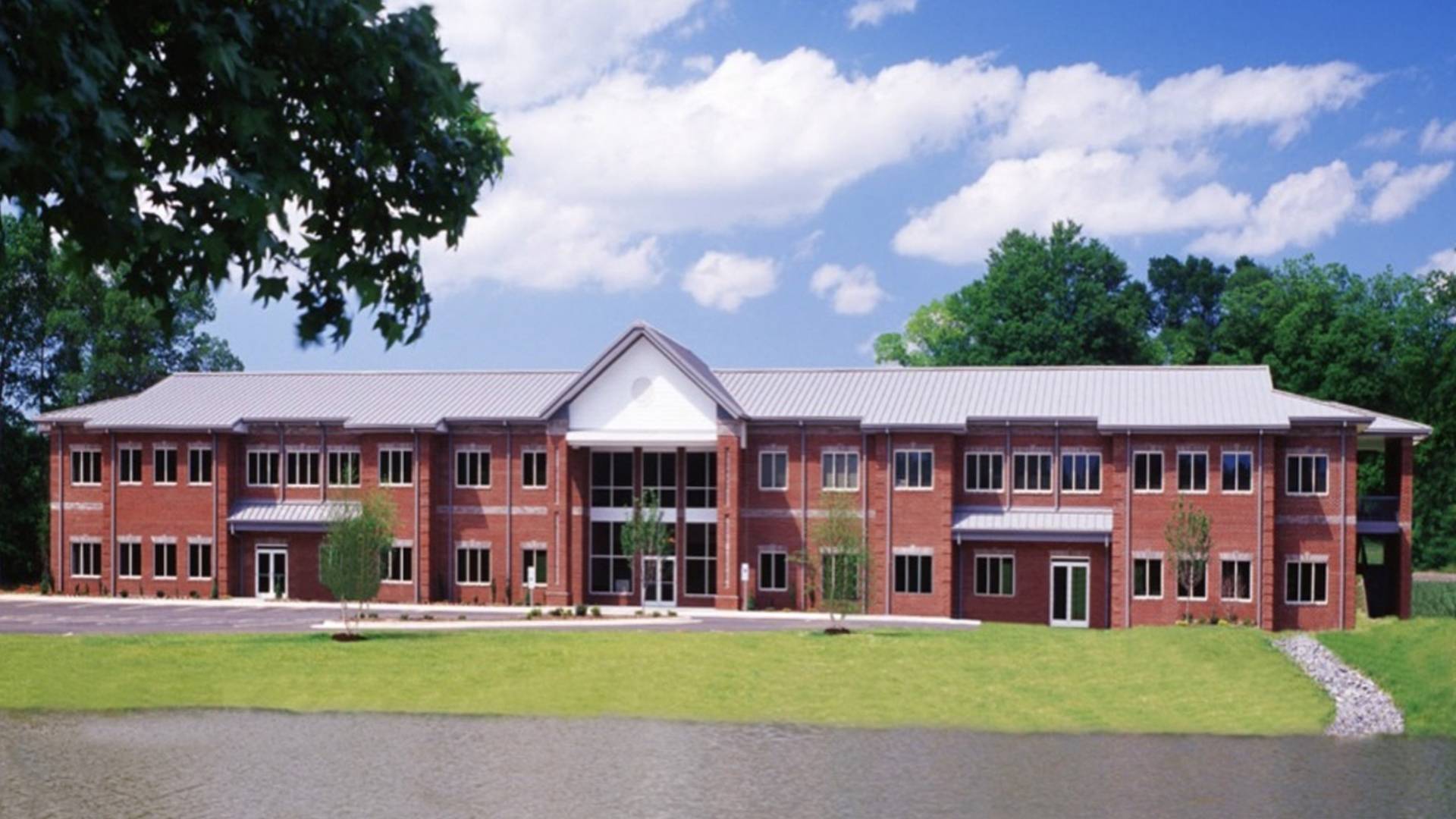 Lakeside Commons